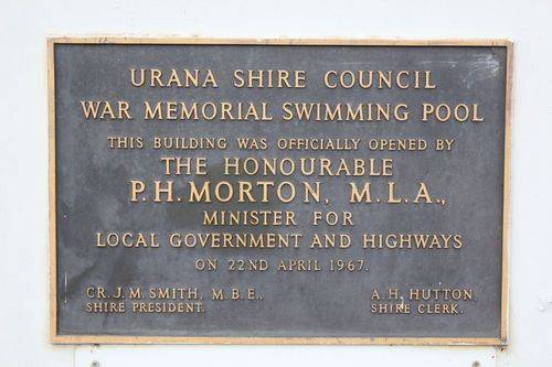 Urana War Memorial Pool : 10-August-2011