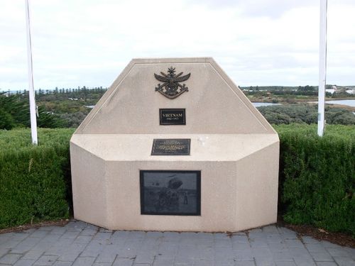 Vietnam Memorial : 10-June-2011