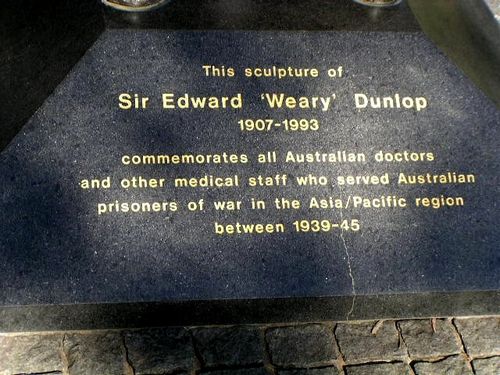 Weary Dunlop Inscription 2007 (Diane Watson)