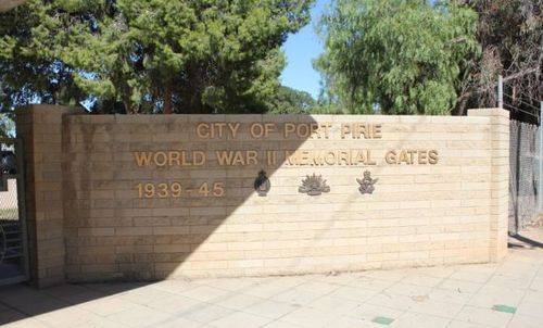 World War Two Memorial Gates : 25-April-2012