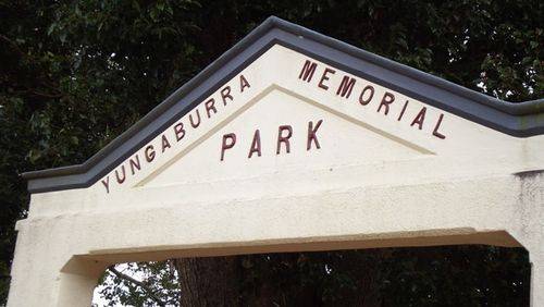 Yungaburra Memorial Park : 06-07-2013