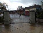 Belmont Primary School Memorial Gates : 16-09-2013