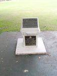 Bulimba WW2 Memorial Plaque Plinth