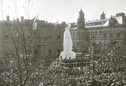 15-July-1920 : Unveiling : State Library of South Australia - B-71518-1