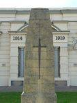 Maffra Cenotaph : 30-May-2010