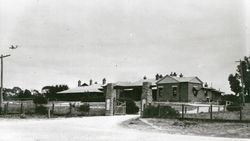 1936 : State Library of South Australia - B-17081-32