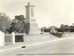 Circa 1939 : State Library of South Australia PRG-287-1-8-55