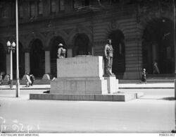 November-1950 (Australian War Memorial : P08655.002)