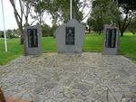 Woodford - Bushfield Commemorative War Memorial : 4-September-2011
